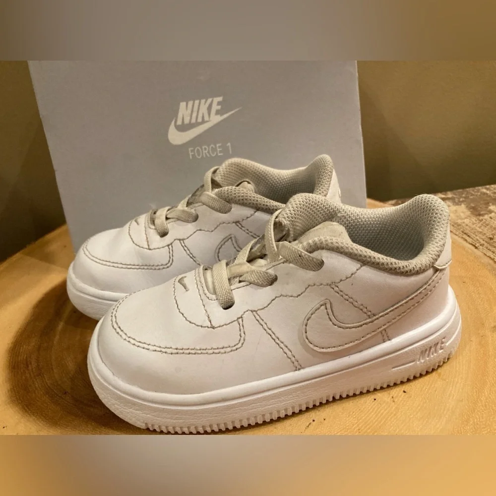 Nike‎ Air Force 1 Sneaker white toddler 8c Low Top kids toddler No Box
